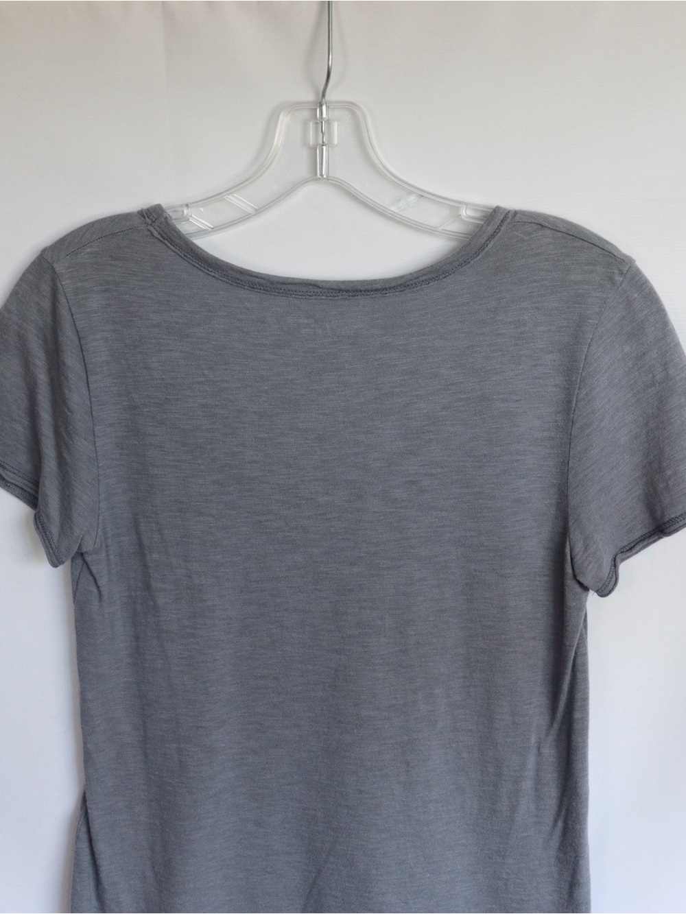 Abercrombie & Fitch Soft A&F V-Neck Tee Shirt Women’s XS - Picture 7 of 8